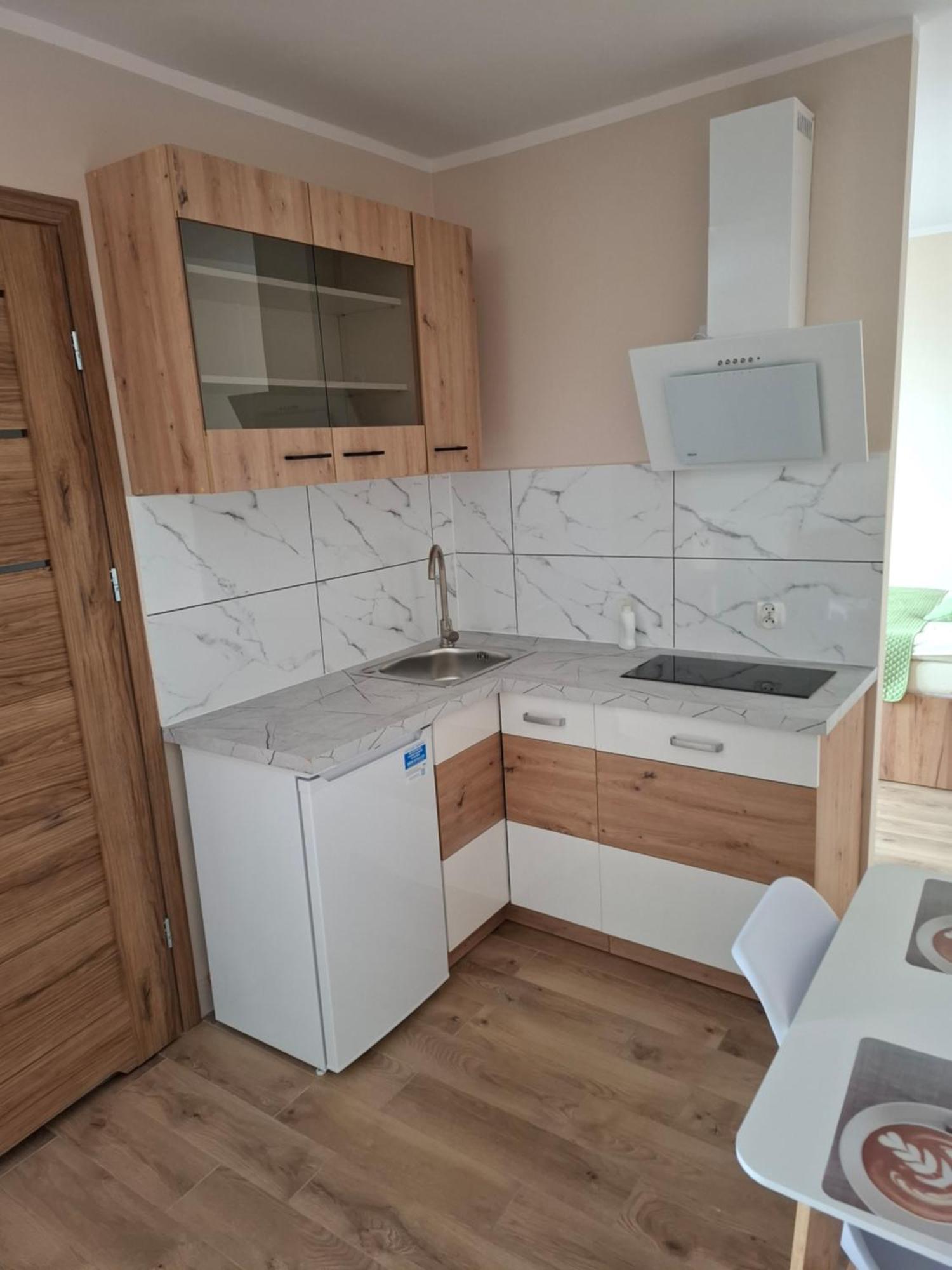 Dom Wczasowy Plomyk Władysławowo Exterior foto